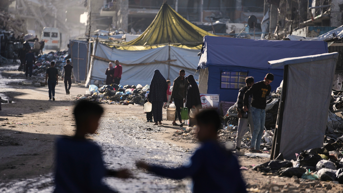 displaced-palestinians.png