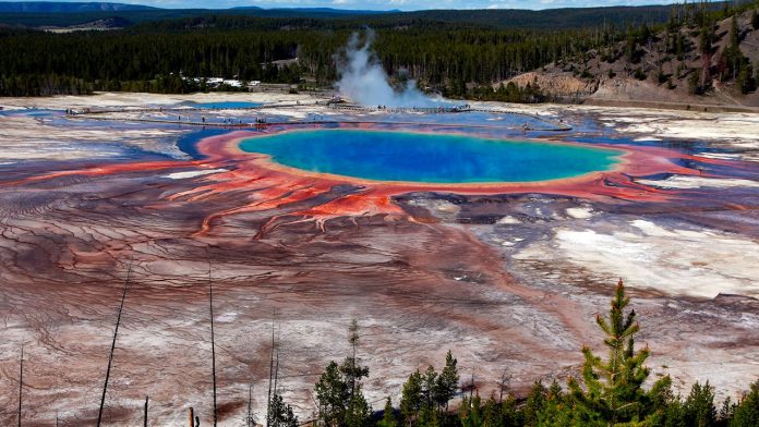 hot-spring.jpg