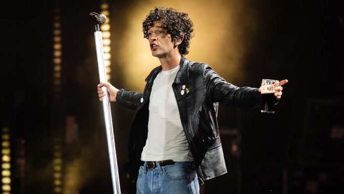 matt-healy-glastonbury.jpg